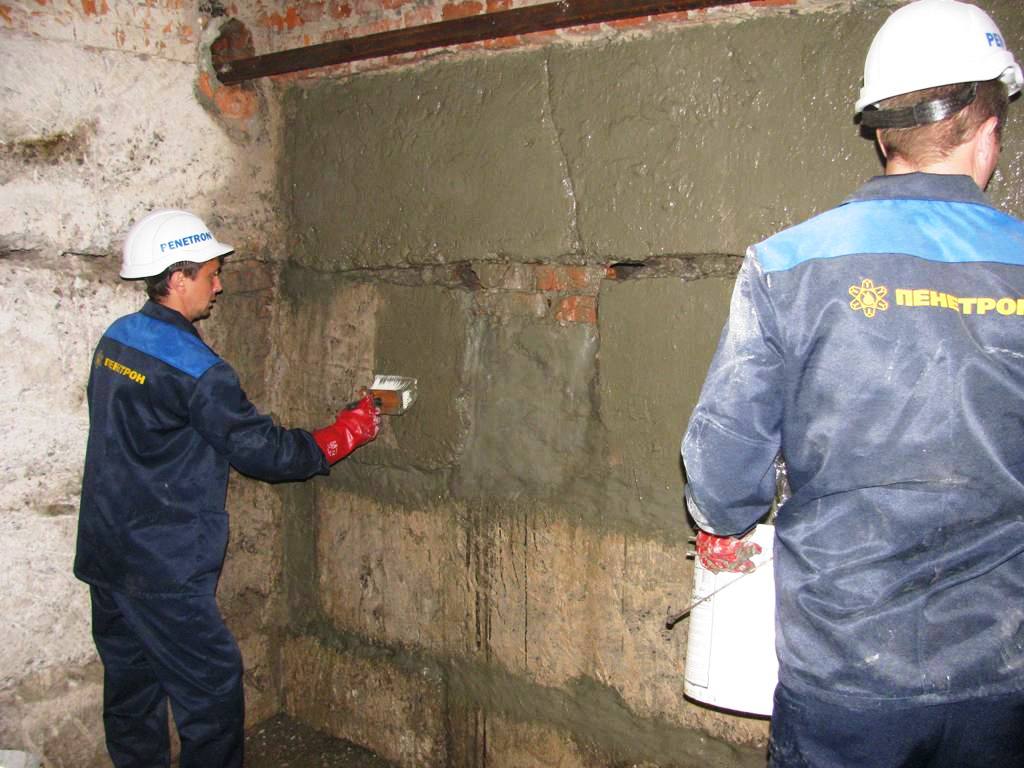 Внутренняя гидроизоляция стен и пола в подвале