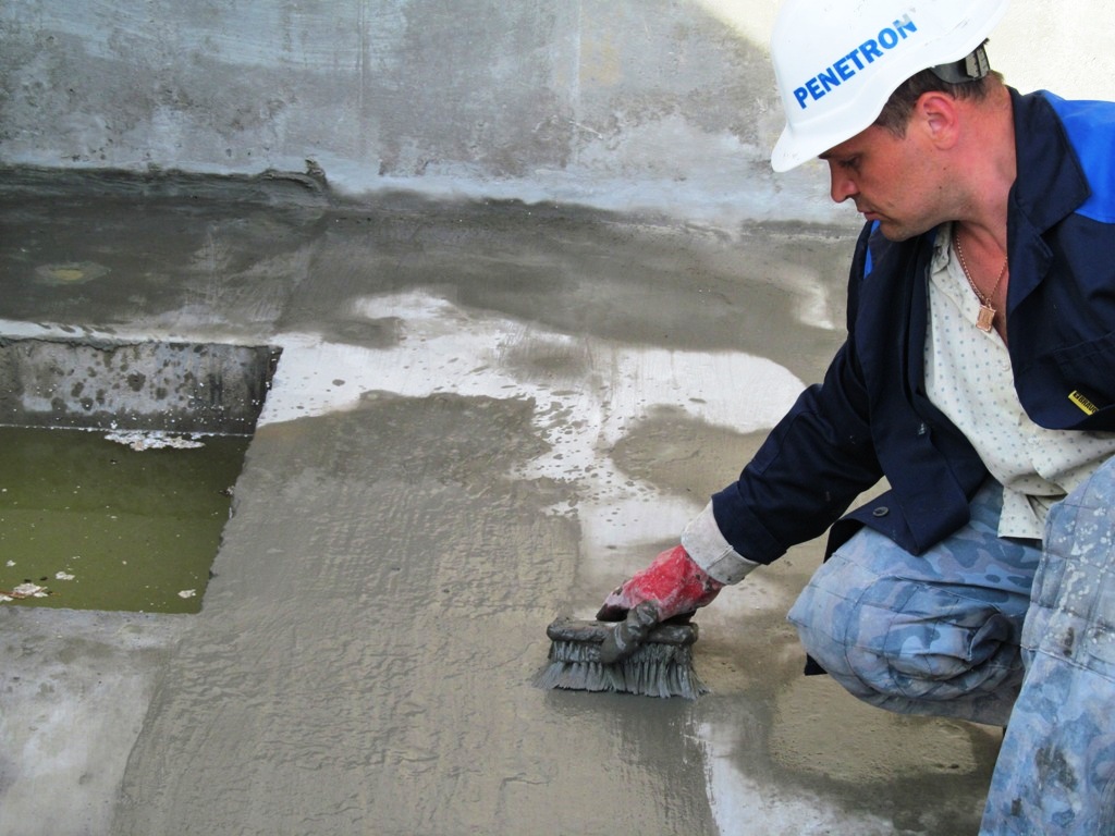 Гидроизоляция бетона с помощью проникающего материала Пенетрон