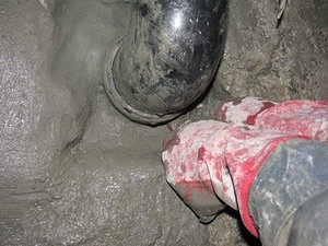 Гидроизоляция труб в подвале Пенебаром